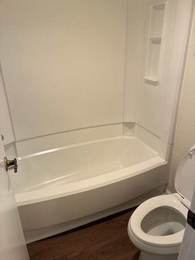 Building Photo - **COMFY 2 BEDROOM/2 FULL BATHROOM CONDO IN PHOENIX (48TH STREET & ELLIOT)**