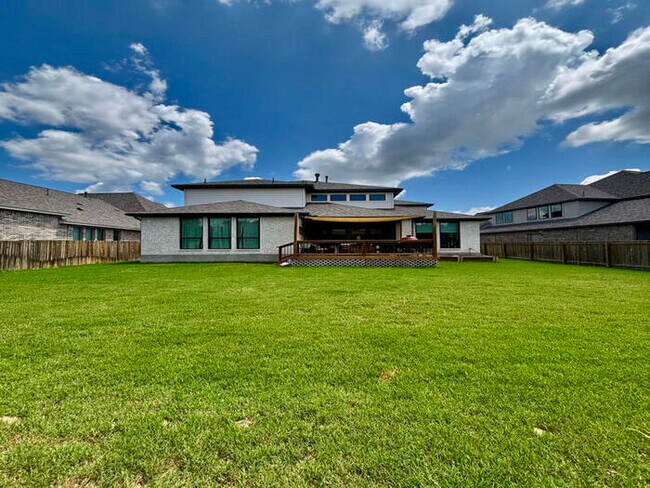 Building Photo - 14326 Moon Eye