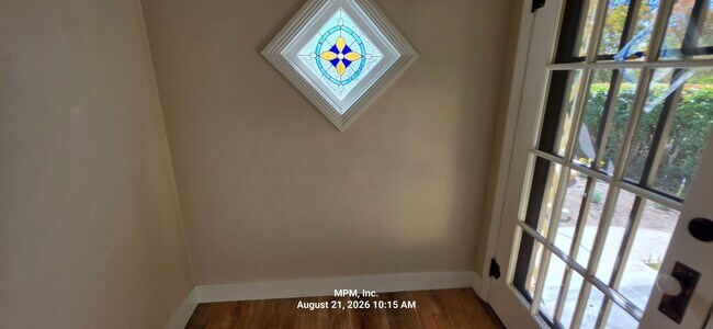 Building Photo - 1533 Vine St