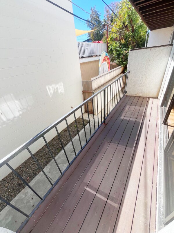 Building Photo - 101 W Canada