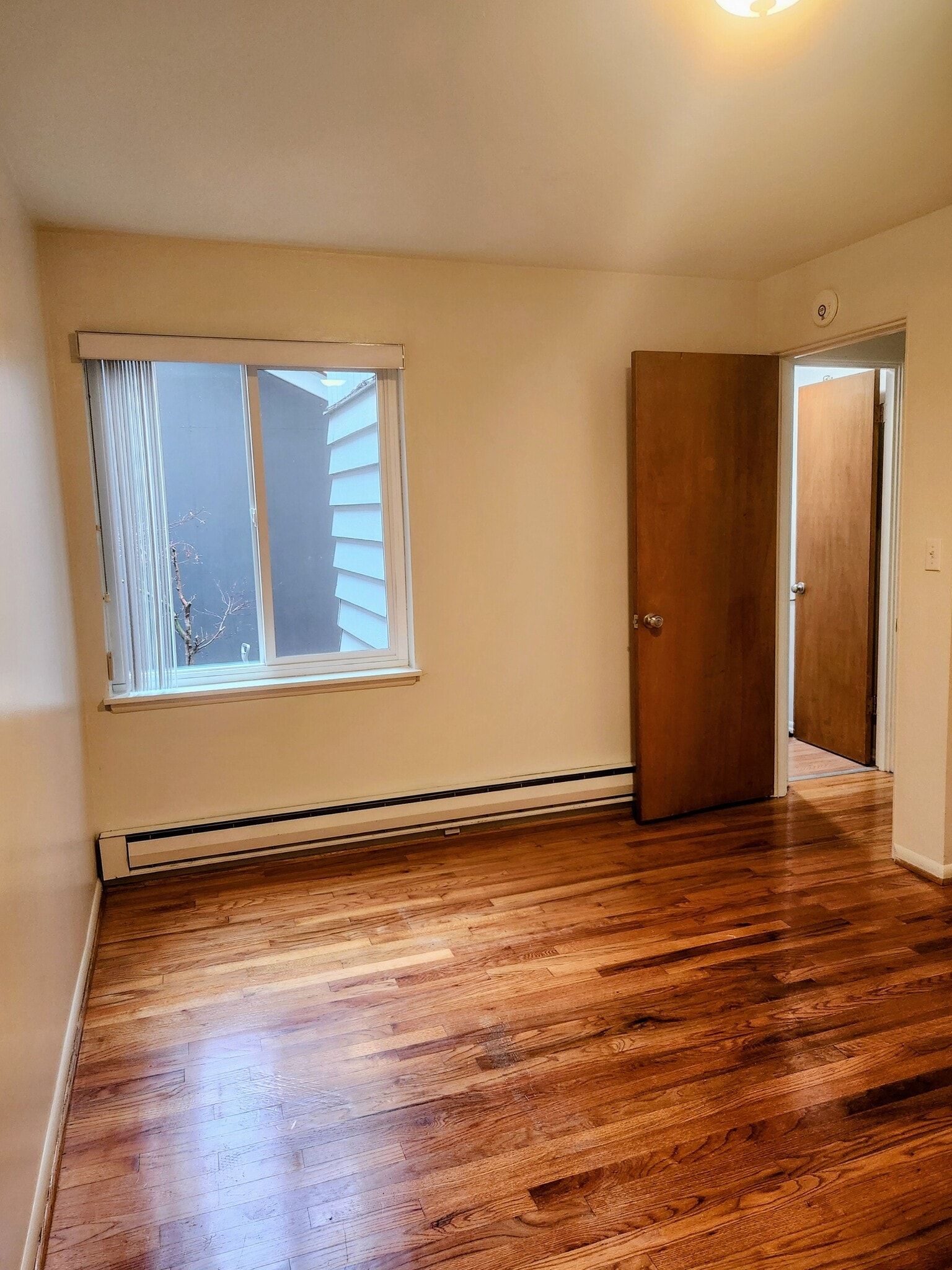 Building Photo - 5301 Ravenna Ave NE