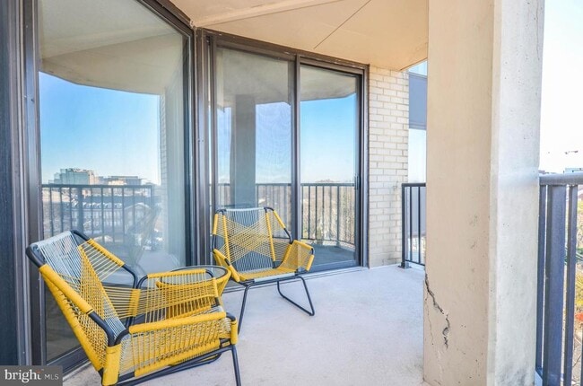 Building Photo - 4242 East-West Hwy