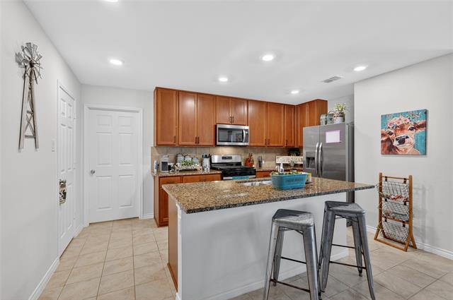 Building Photo - 968 Burnett Dr
