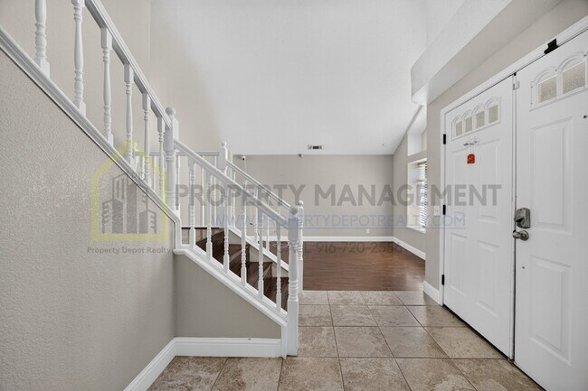Building Photo - Spacious 4-Bedroom Retreat with 2.5 Baths