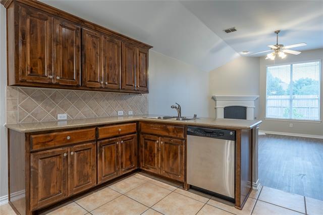 Building Photo - 4720 Daisy Leaf Dr