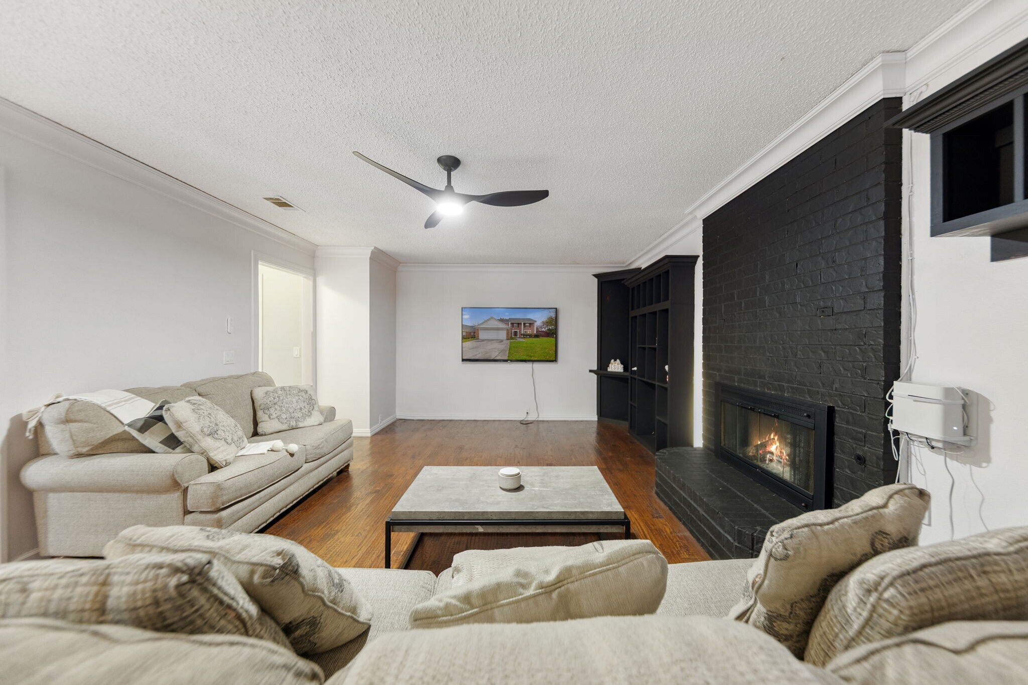 Building Photo - 509 Newberry St