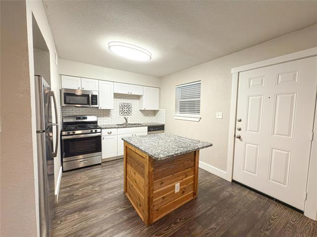 Building Photo - 5928 Fletcher Ave