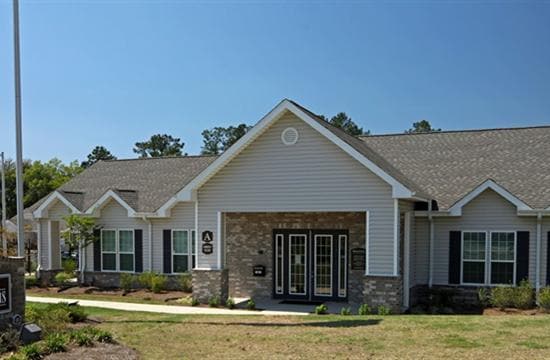 Building Photo - Bellemont Gardens