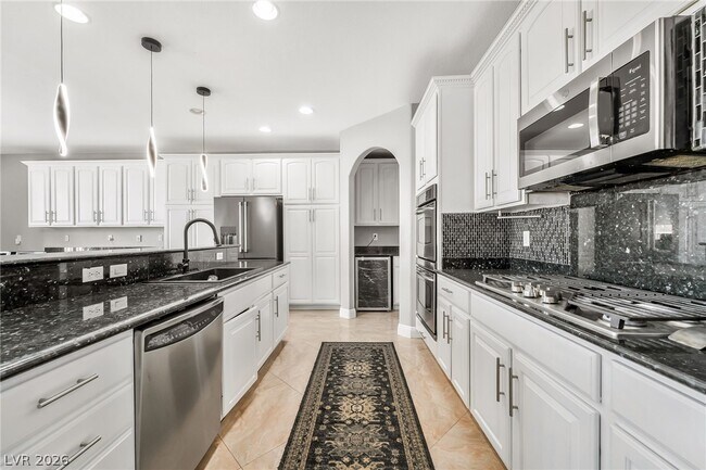 Building Photo - 2776 Culloden Ave