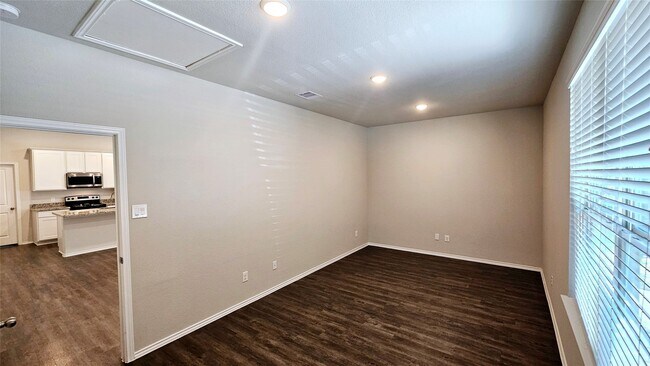 Building Photo - 10948 Amblewood St