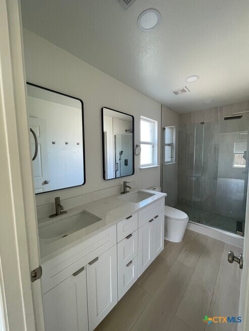 Building Photo - 1016 Starlight Dr