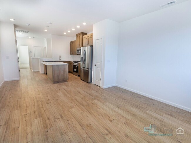 Building Photo - 3691 SW 209th Ave