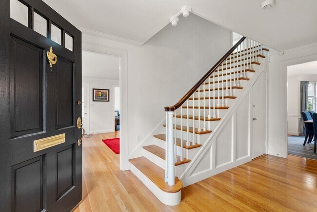 Building Photo - 205 Brattle St