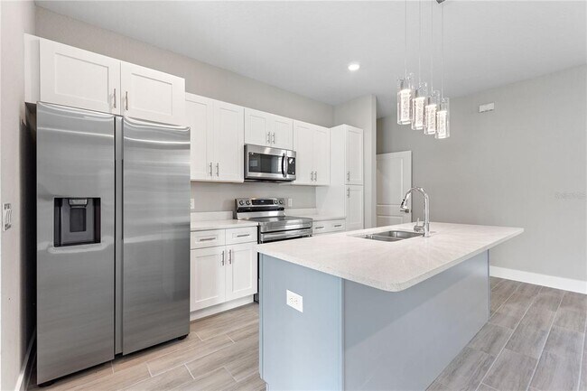 Building Photo - 217 Cimarron Dr