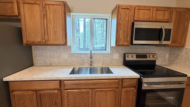 Building Photo - 54317 Pine Crest Ave