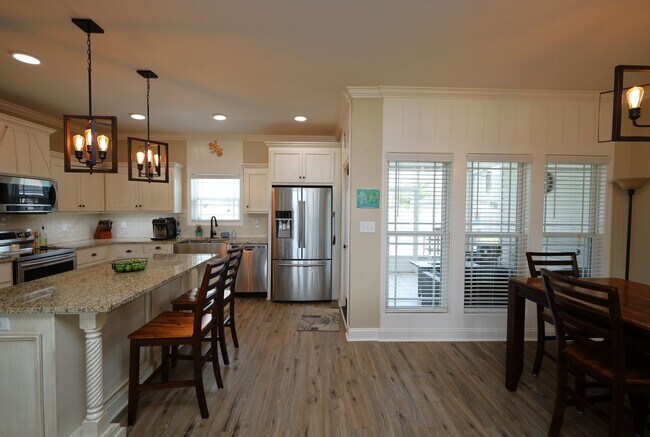 Building Photo - 3905 Crusader Ct