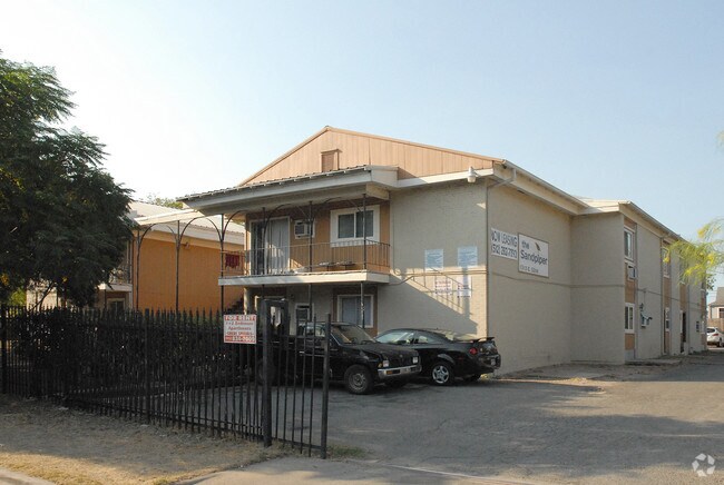 Building Photo - The Sandpiper