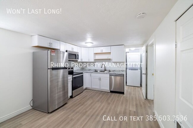Building Photo - 174 7th St