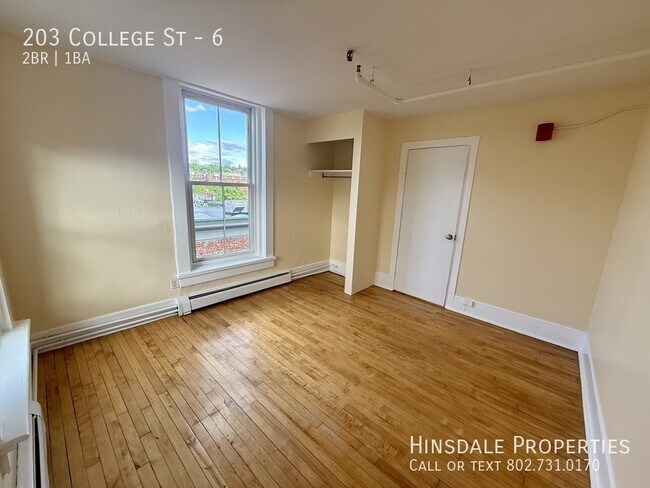 Building Photo - 203 College St