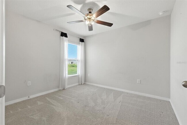Building Photo - 3903 Silver Strand Trl