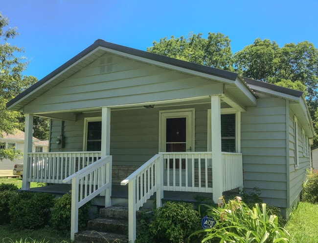 Building Photo - 108 Denson Ave NW