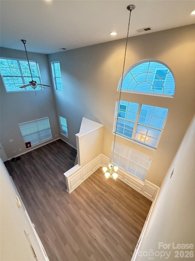 Building Photo - 5656 Tipperlinn Way