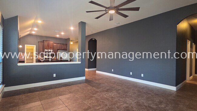 Building Photo - 525 Bamborough Dr