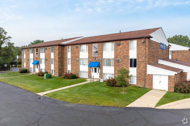 Building Photo - Towne Square Apartments