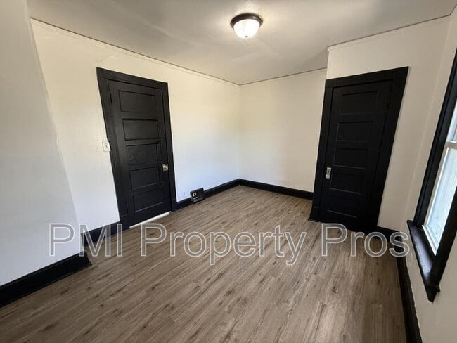 Building Photo - 2940 N Teutonia Ave