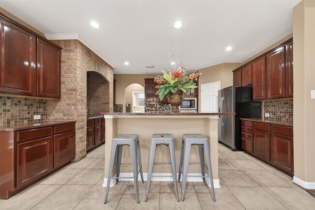 Building Photo - 21103 Falcon Creek Ct