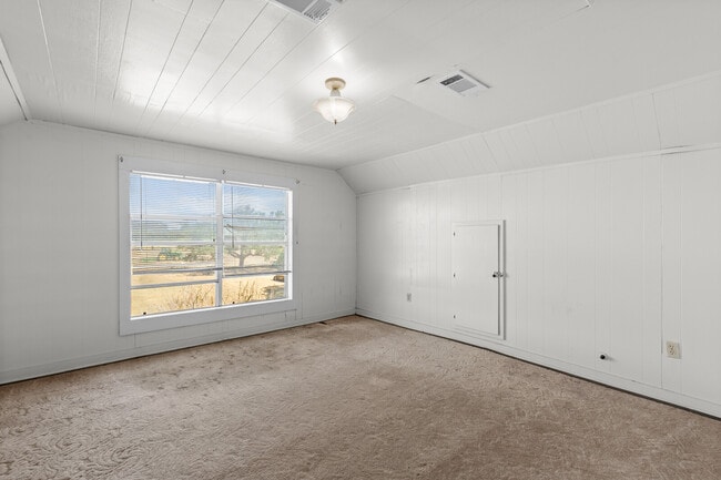 Building Photo - 146 Co Rd 4285