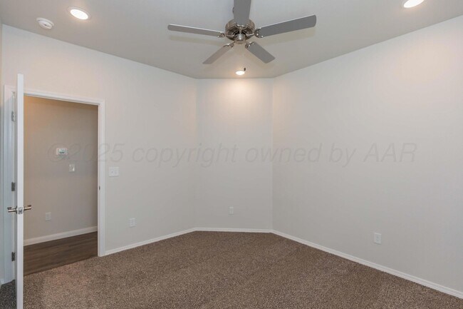Building Photo - 7602 Beck Dr