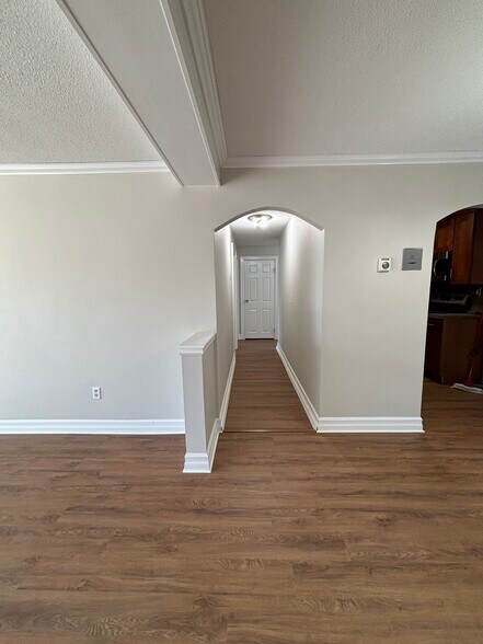 Building Photo - 3 Silvestri Cir