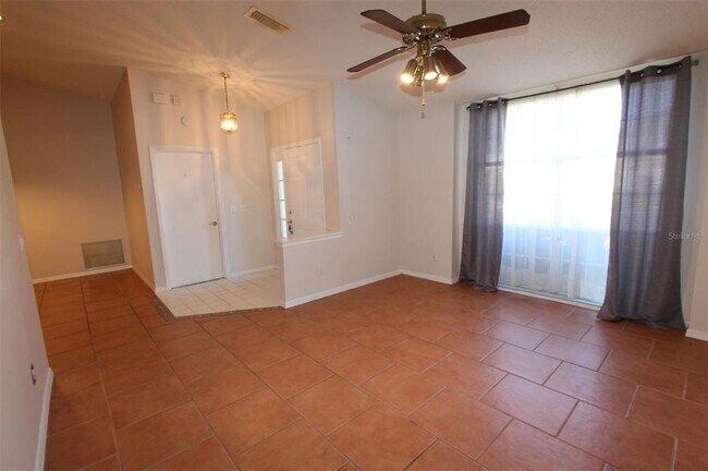 Building Photo - 476 Wexdon Ct