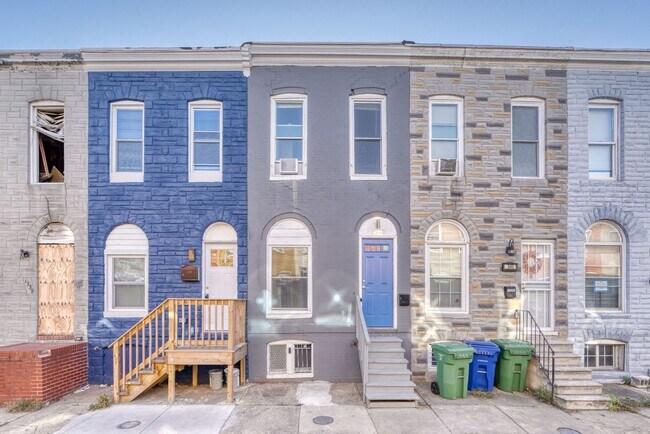 Building Photo - 1343 Sargeant St