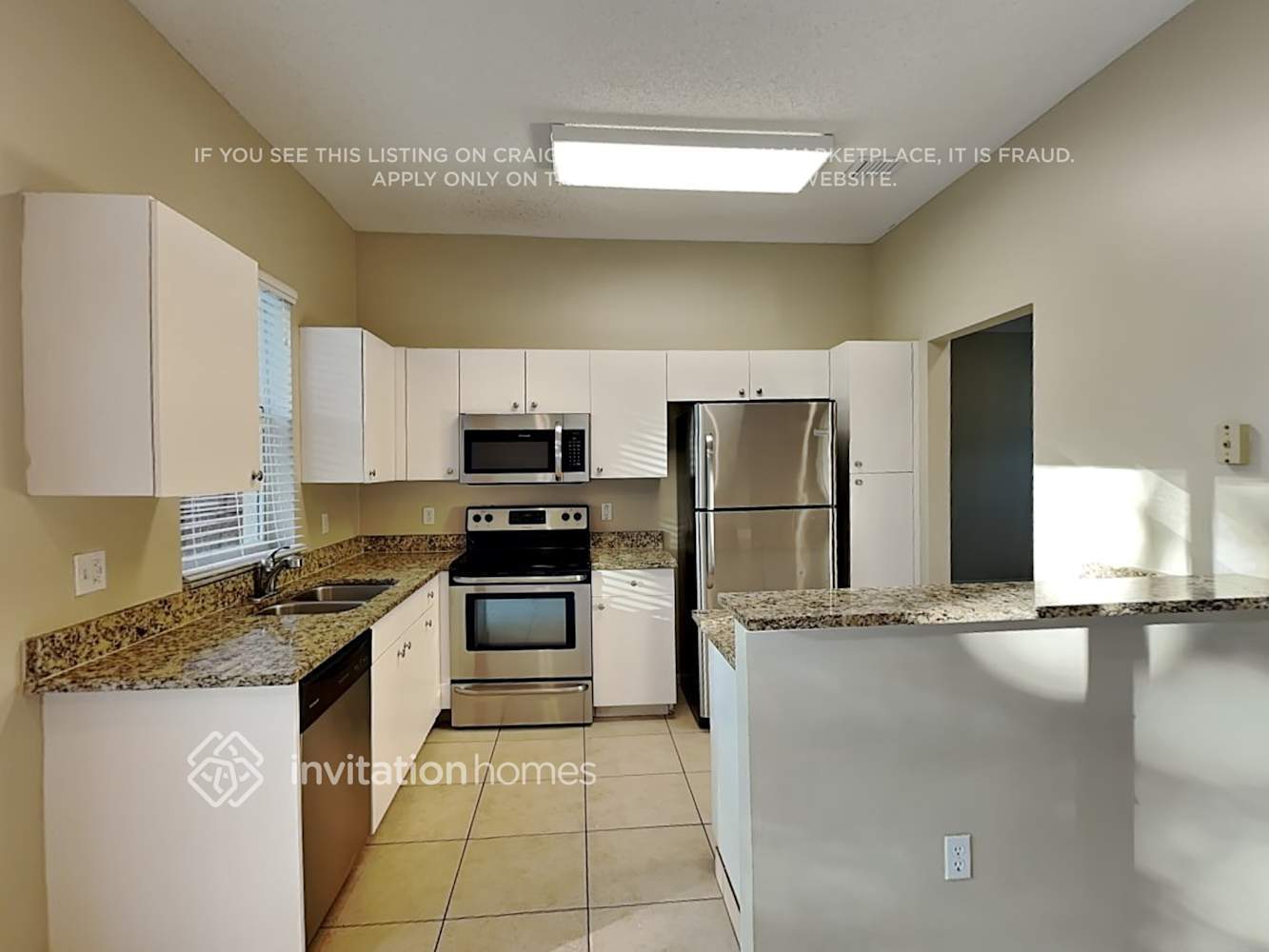 Building Photo - 5203 Eagle Cay Pl