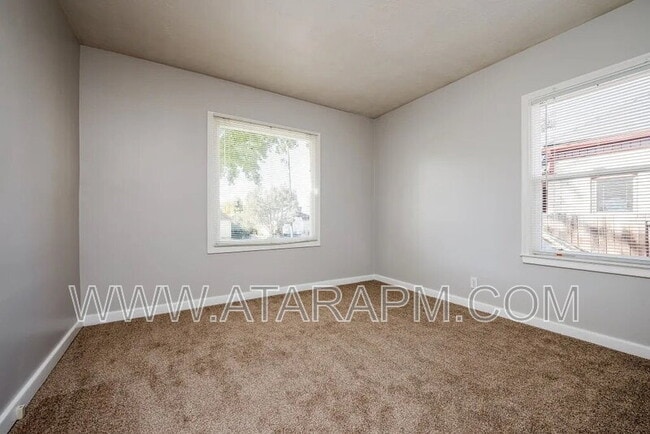 Building Photo - 291 S 800 W