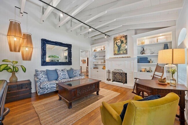 Building Photo - 302 NW 16th St