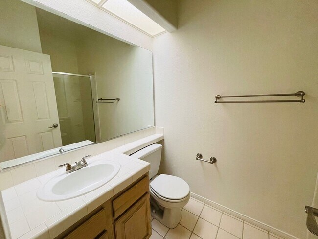 Building Photo - Painted Desert