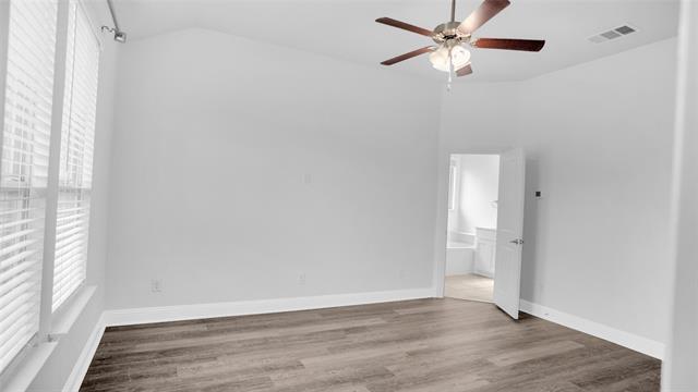 Building Photo - 1520 Summit View Ln