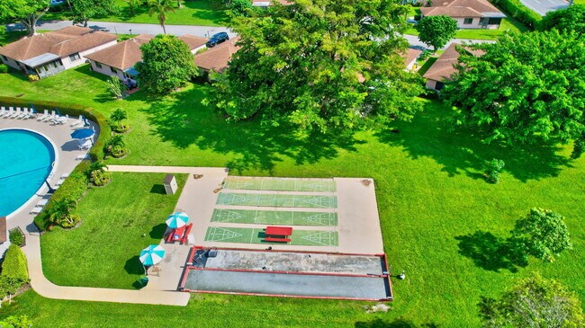 Building Photo - 14527 Bonaire Blvd