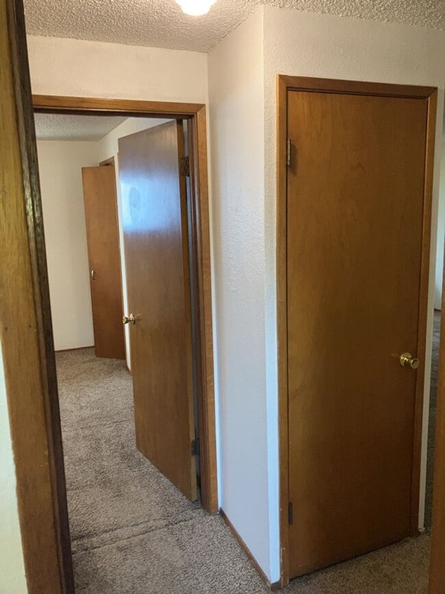 Building Photo - 924 Billy Frank Jr. St