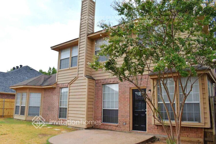 Building Photo - 4634 Lincolnshire Dr