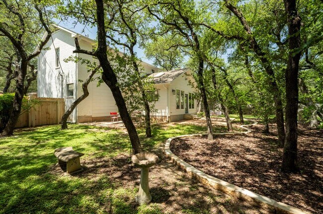 Building Photo - 5816 Secrest Dr