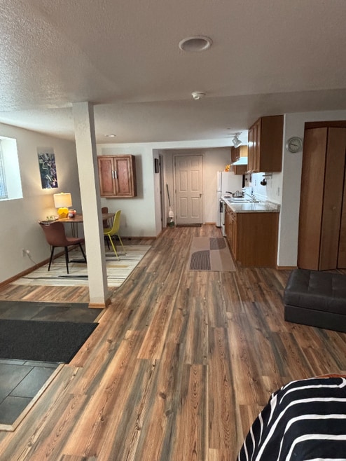 Building Photo - 539 29th Ave S