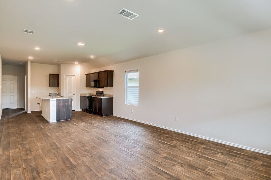 Building Photo - 745 Adler Way