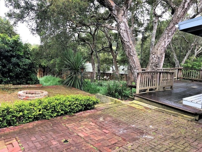 Building Photo - 3750 Whitman Cir