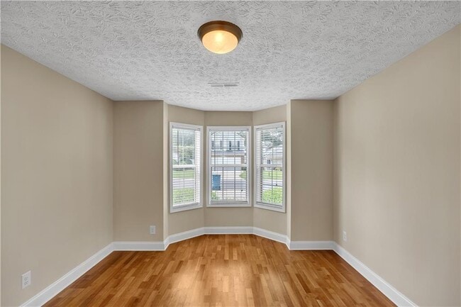 Building Photo - 3085 Barnwood Crossing NW