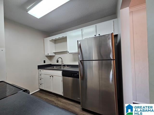 Building Photo - 1303 Woodland Vlg