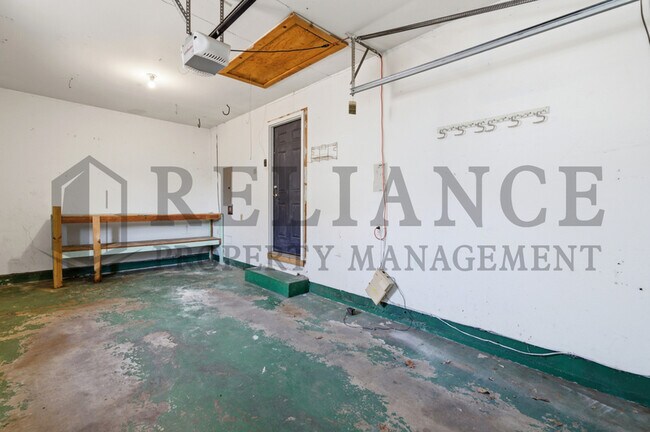 Building Photo - 8300 W 9th St N